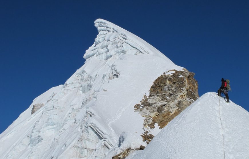 Lobuche Peak